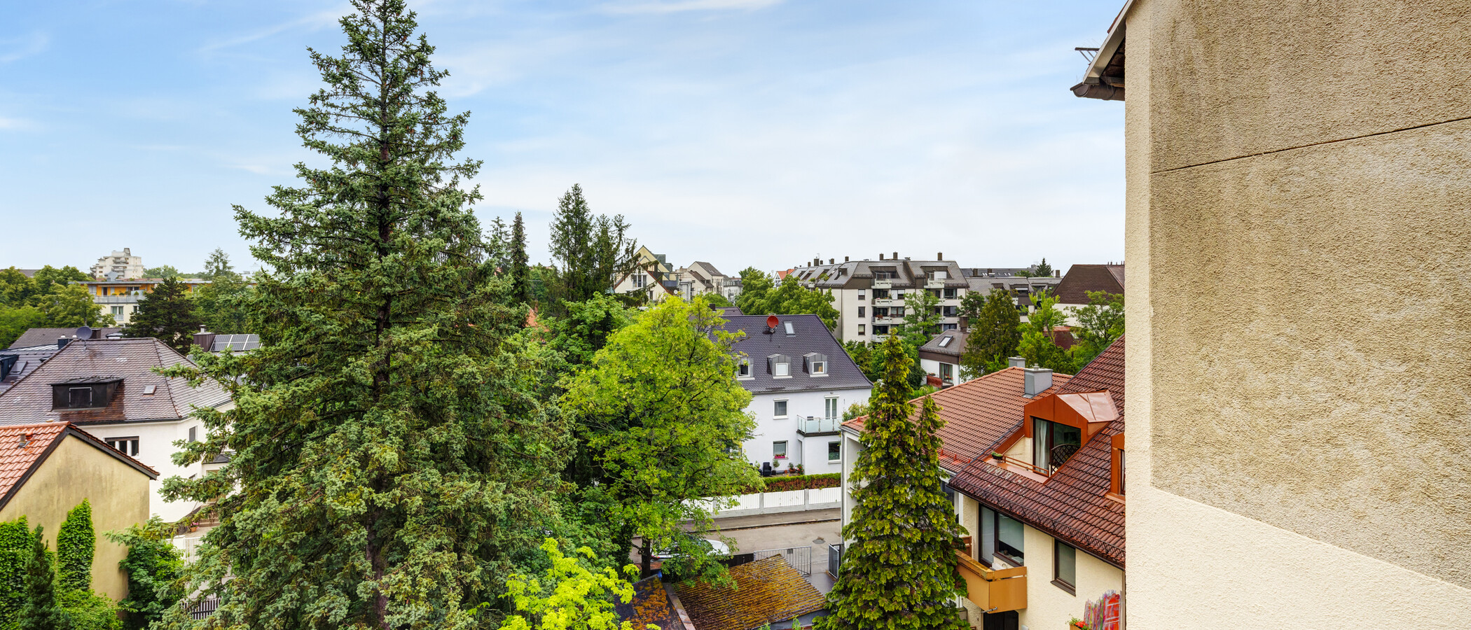 мансардная квартира München Sendling-Westpark 04 вид из окна 14882