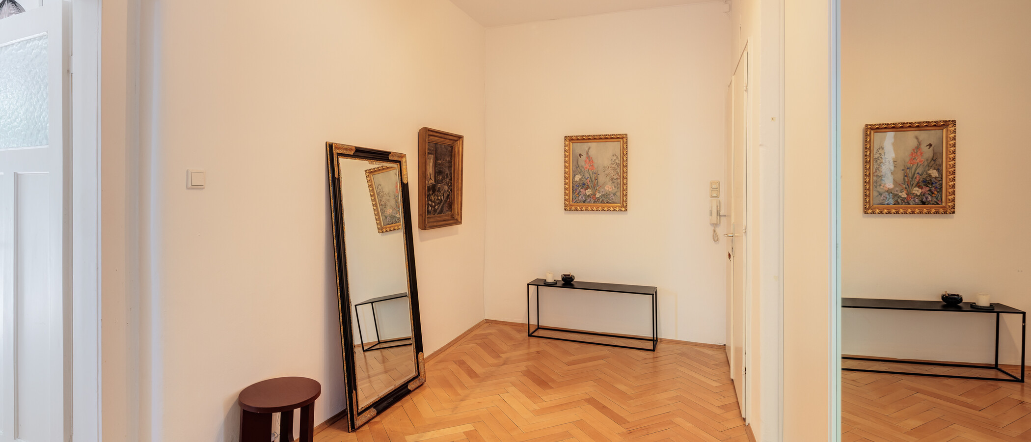 квартира München Nymphenburg 01 коридор 14899