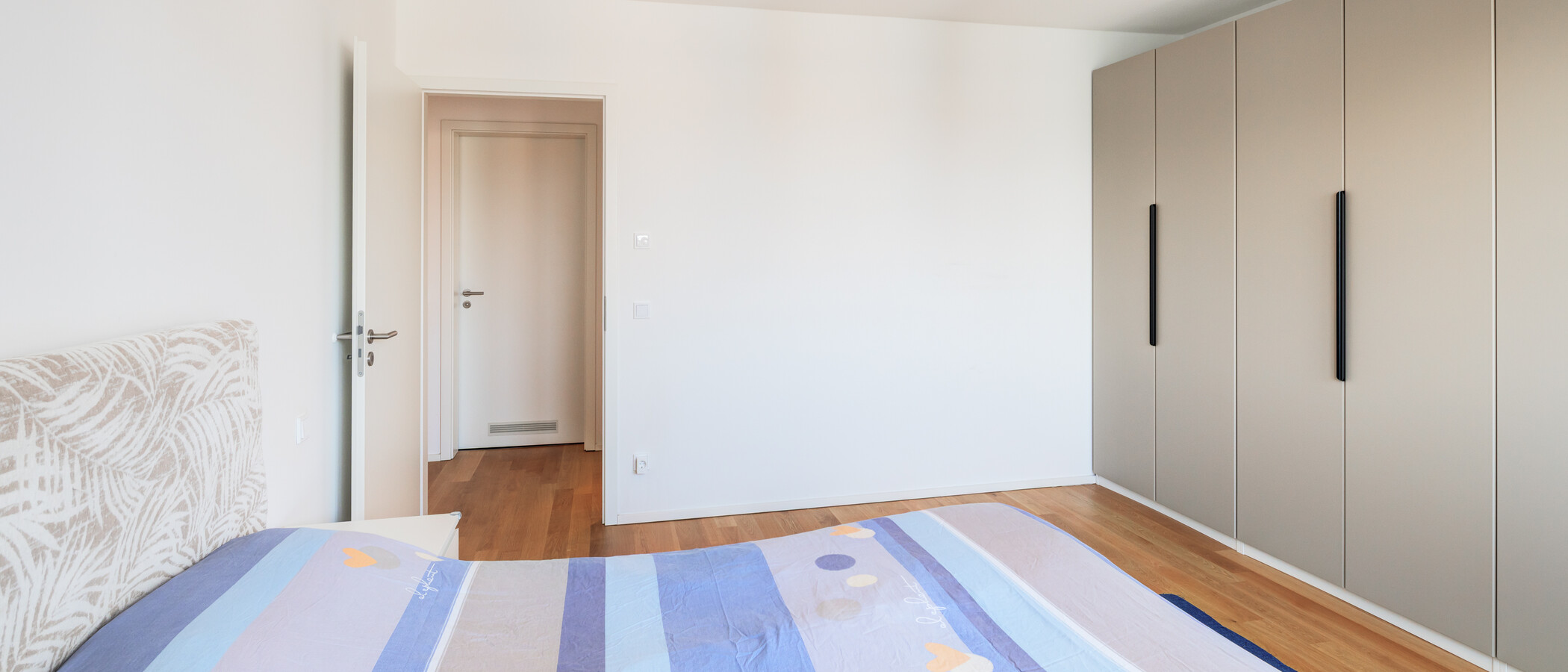 квартира München Neuperlach 03 спальная комната 14902