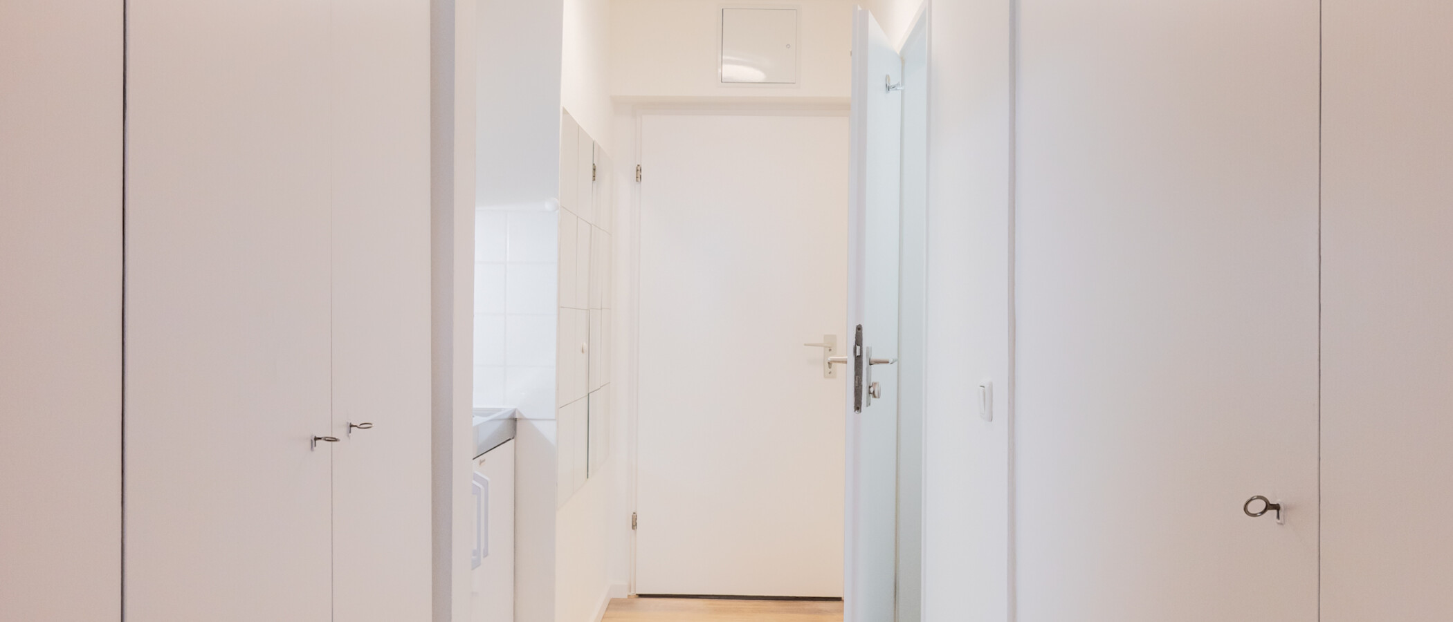 квартира München Maxvorstadt - Universitätsviertel 01 коридор 14907