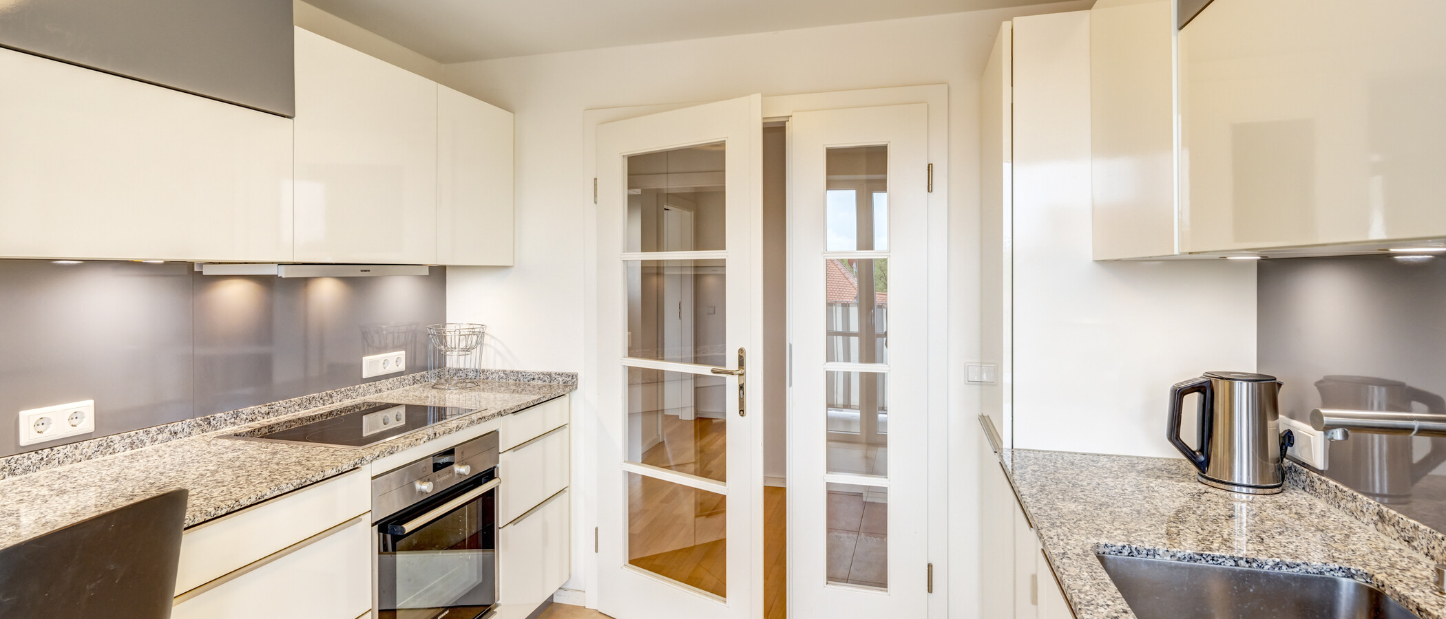 двухэтажная квартира München Schwabing 03 кухня 14908