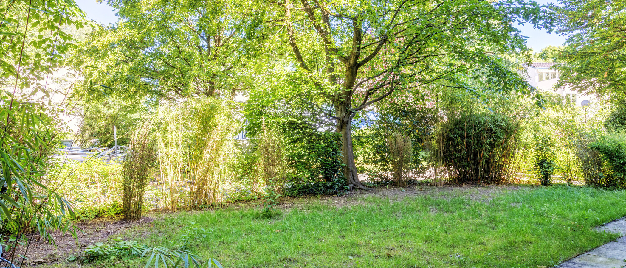 квартира с садом München Herzogpark 01 сад 14929
