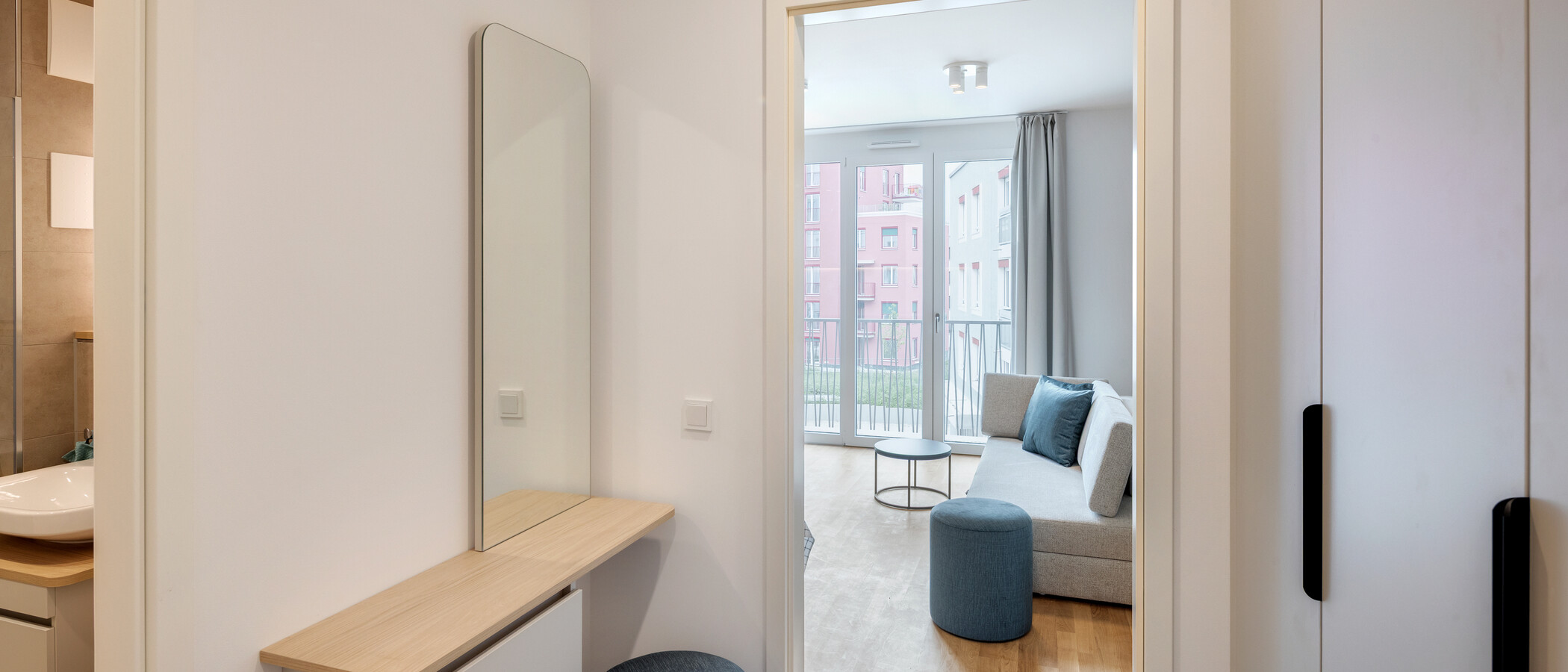 квартира München Berg am Laim 01 коридор 14938