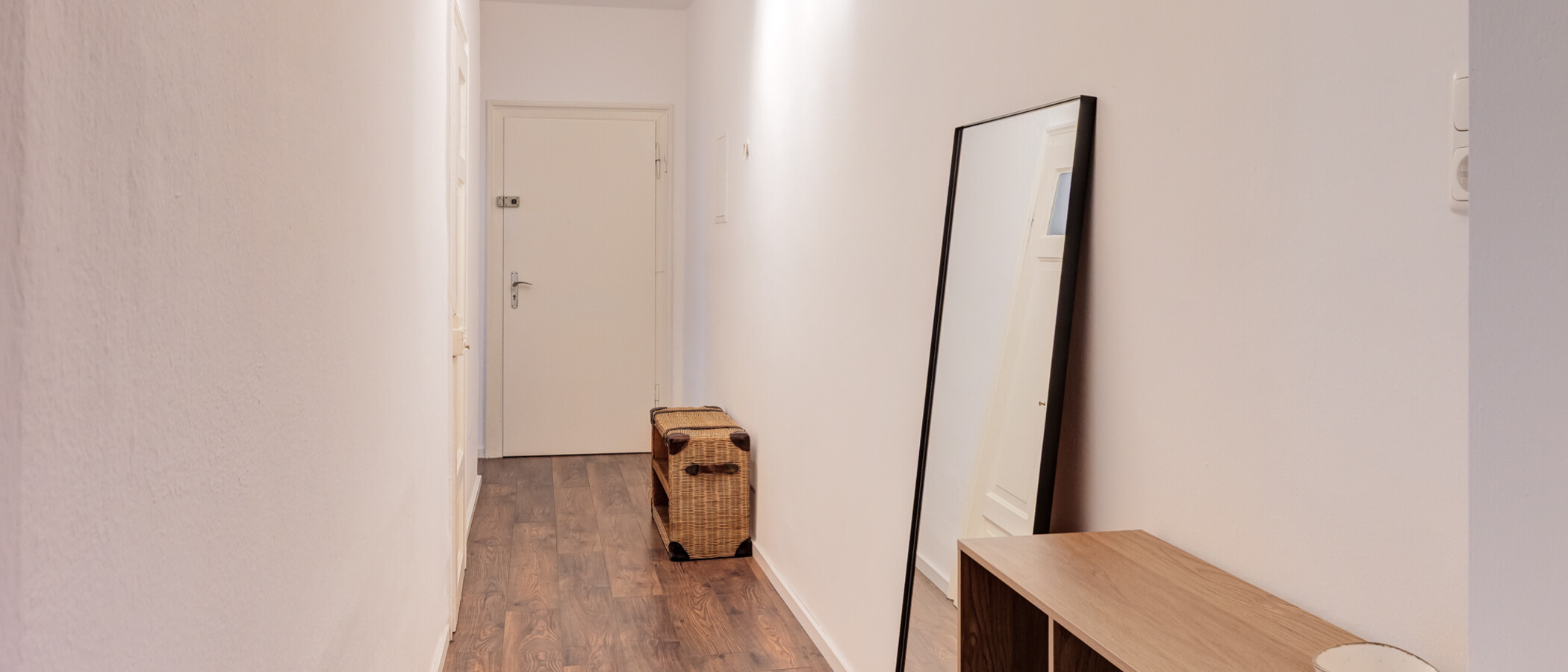 квартира München Neuhausen 01 коридор 14942
