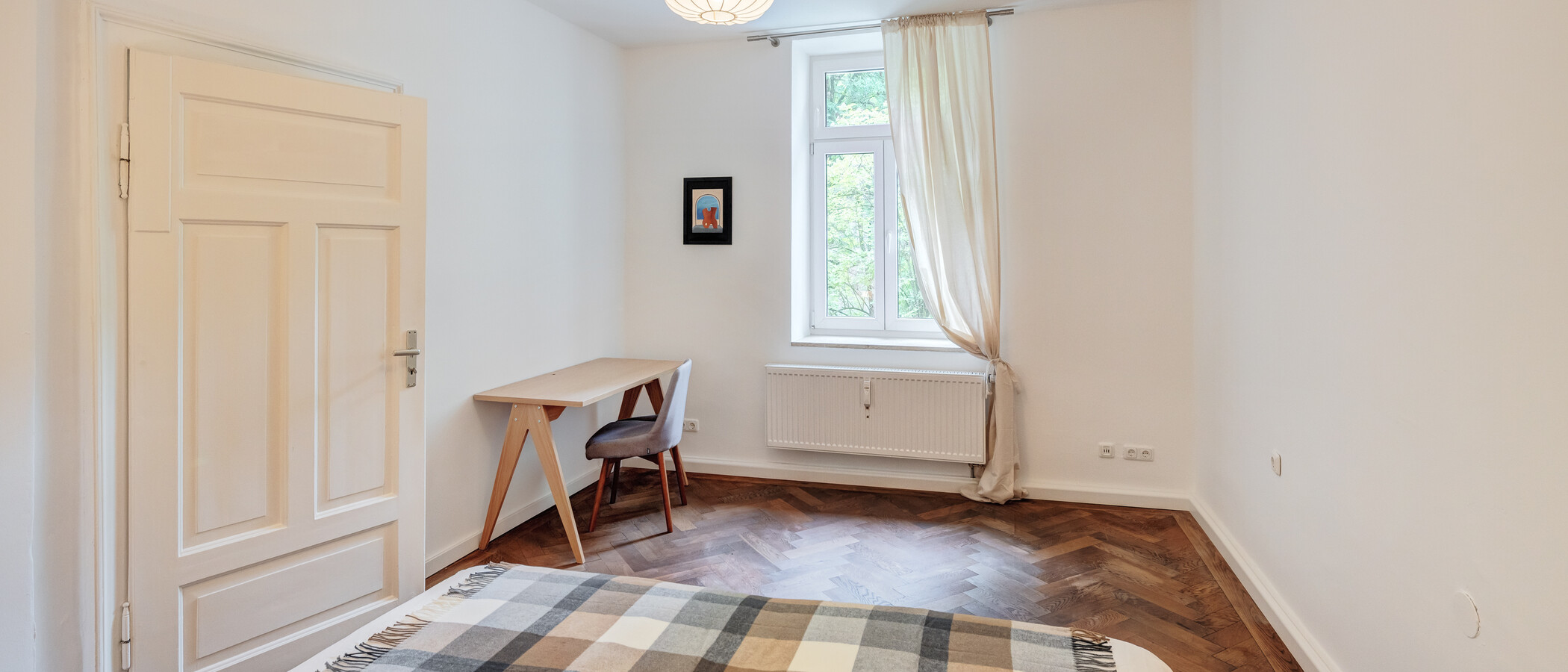 квартира München Neuhausen 02 спальная комната 14942