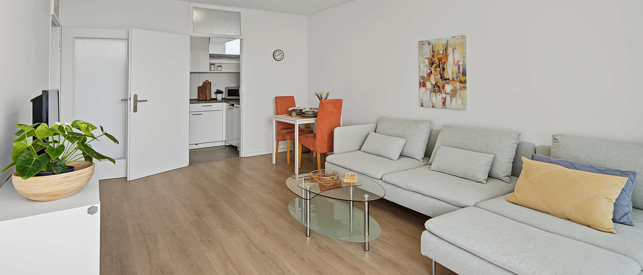 квартира München Arabellapark 03 жилое пространство 14958