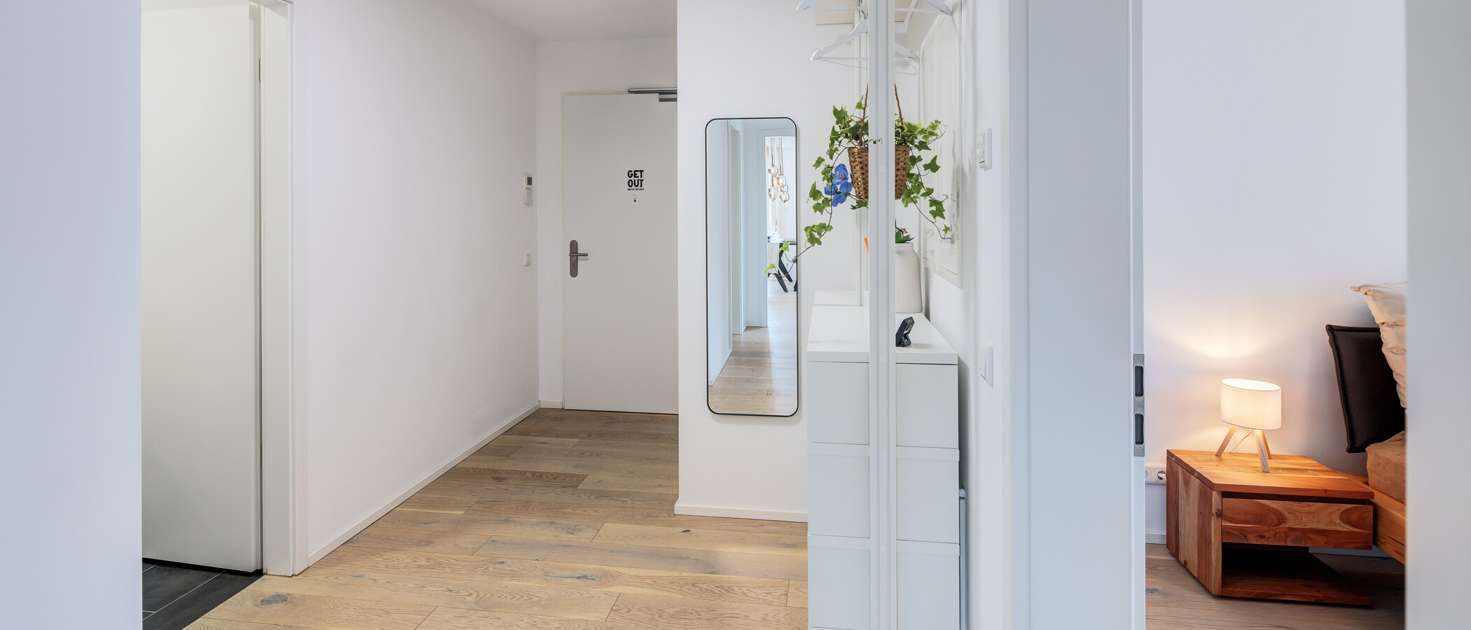 квартира München Neuaubing 01 коридор 14970