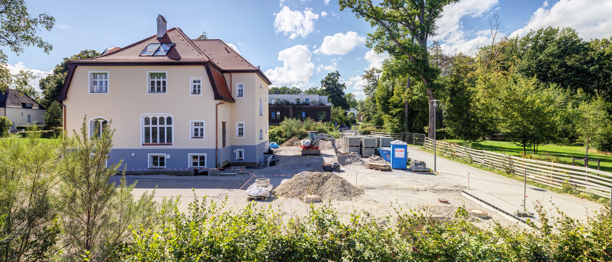 Половина двухквартирного жилого дома Herrsching am Ammersee 02 вид из окна 14978