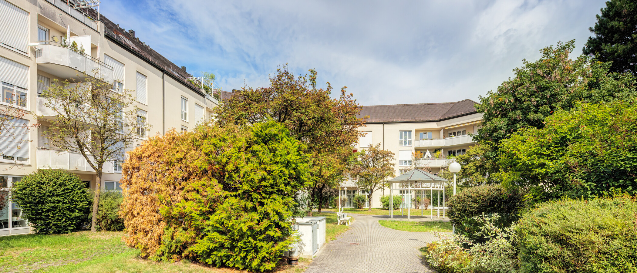 квартира München Zamdorf 01 внутренний двор  14999