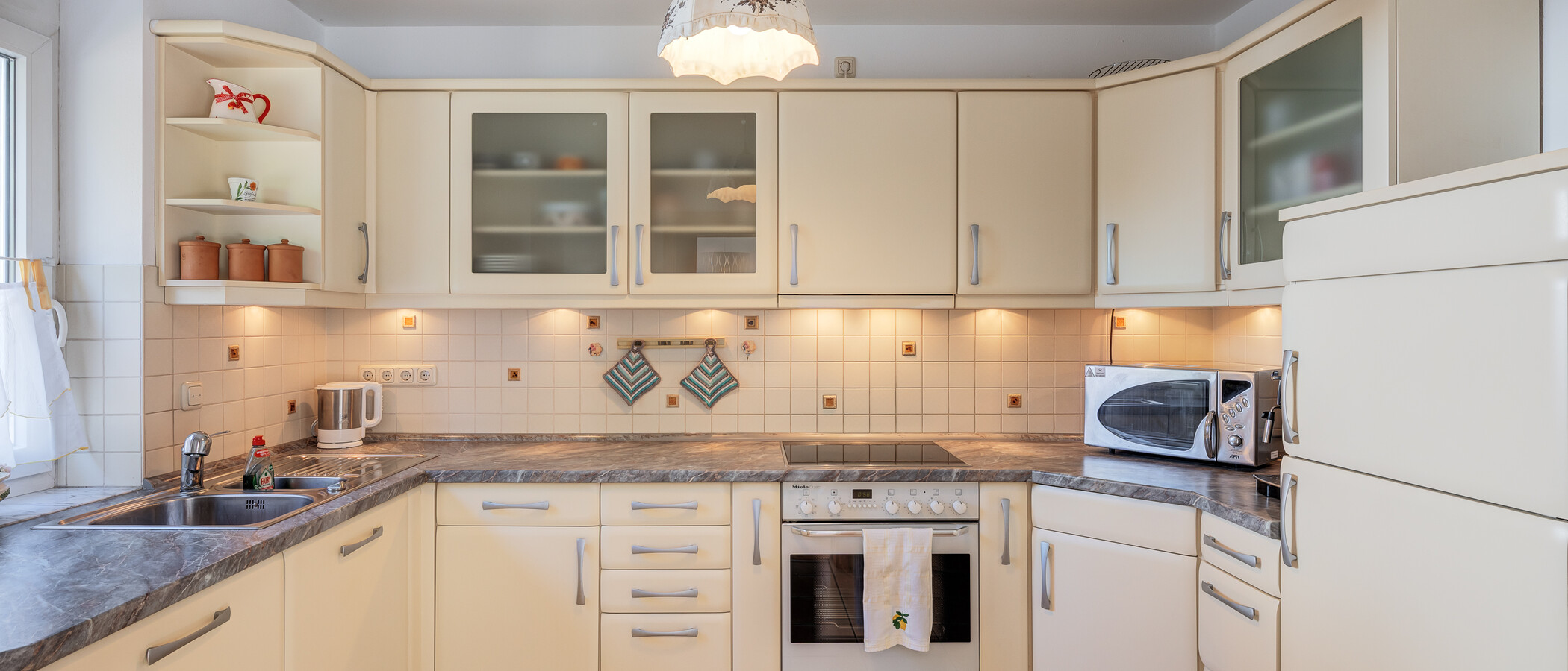 квартира с садом München Feldmoching 02 кухня 15007