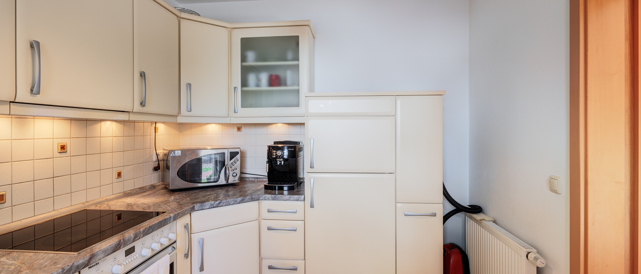 квартира с садом München Feldmoching 03 кухня 15007