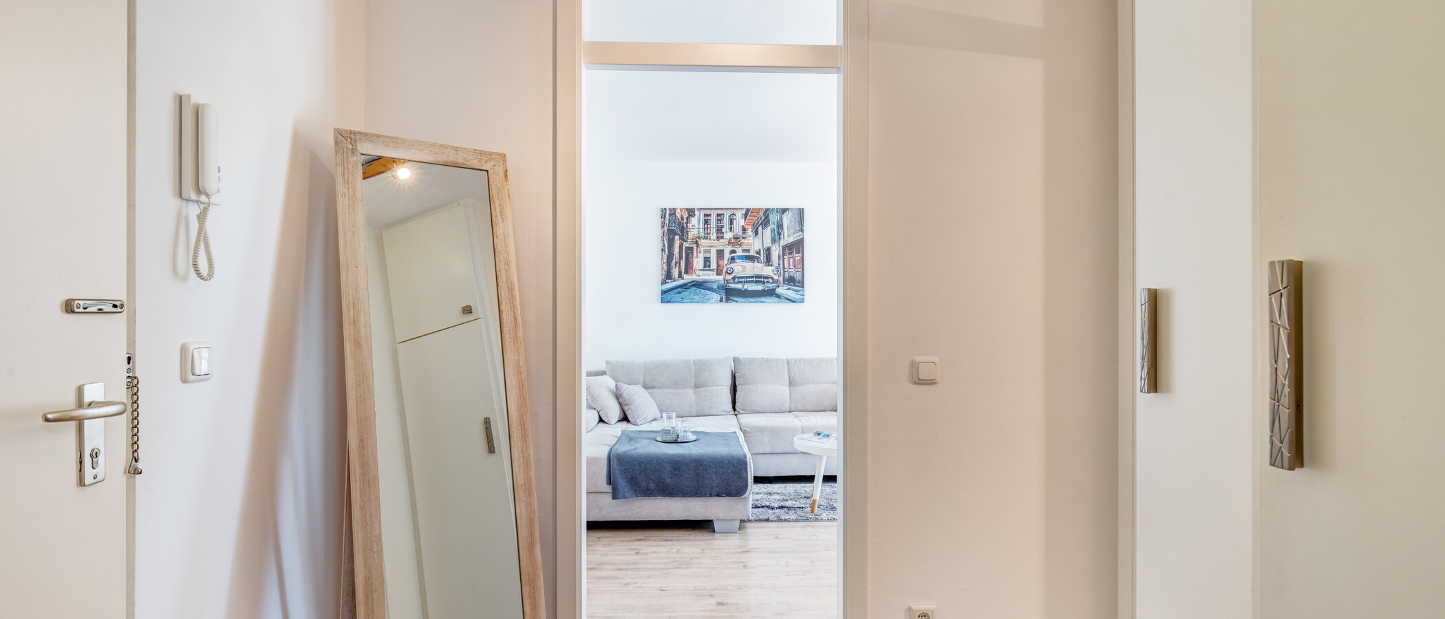 квартира München Neuperlach 01 коридор 15020