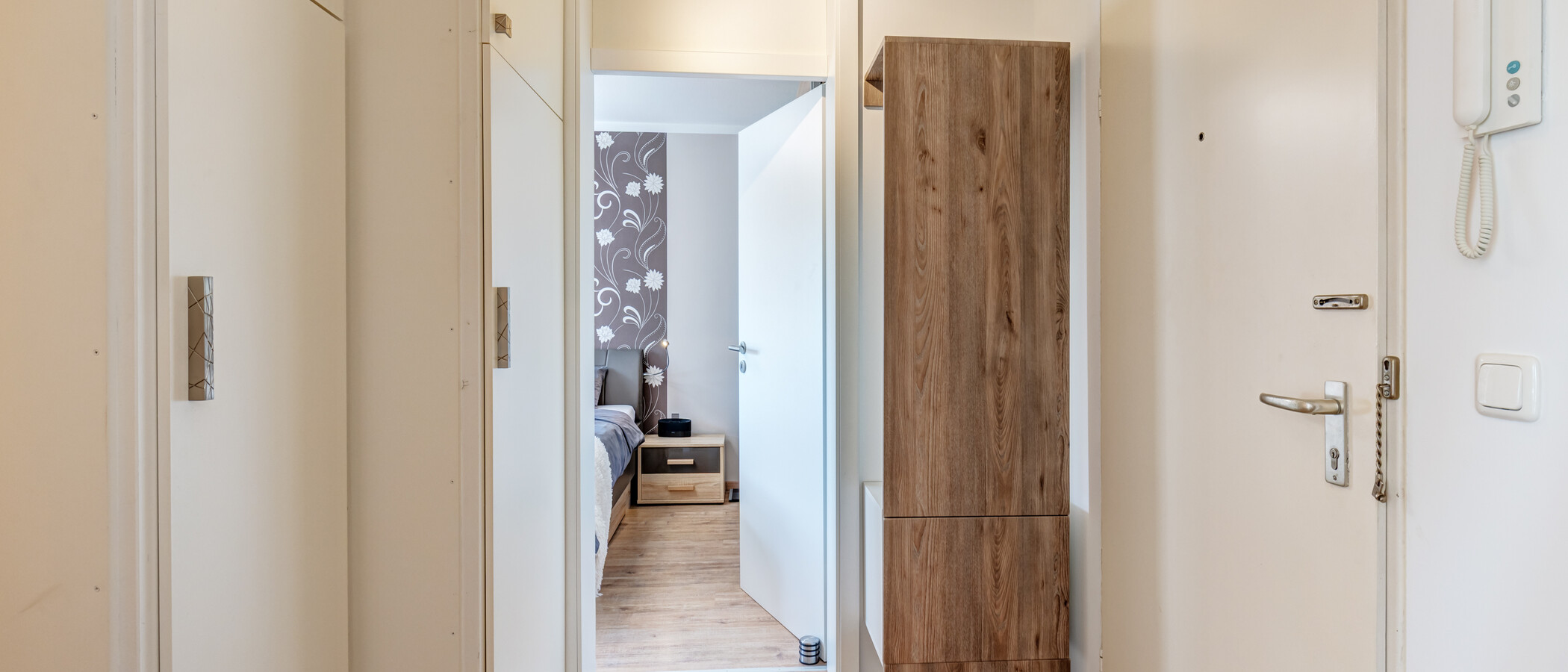 квартира München Neuperlach 02 коридор 15020