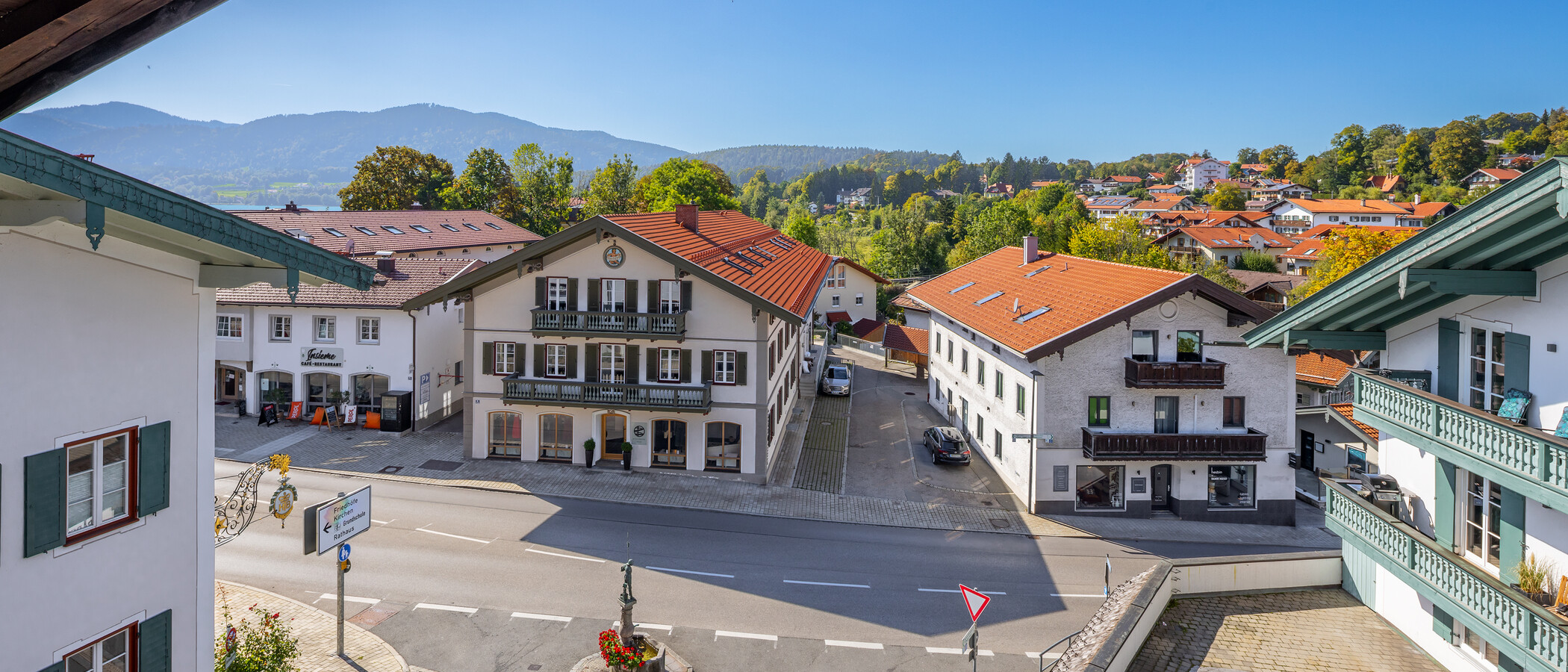 мансардная квартира Gmund am Tegernsee 01 вид из окна 15021
