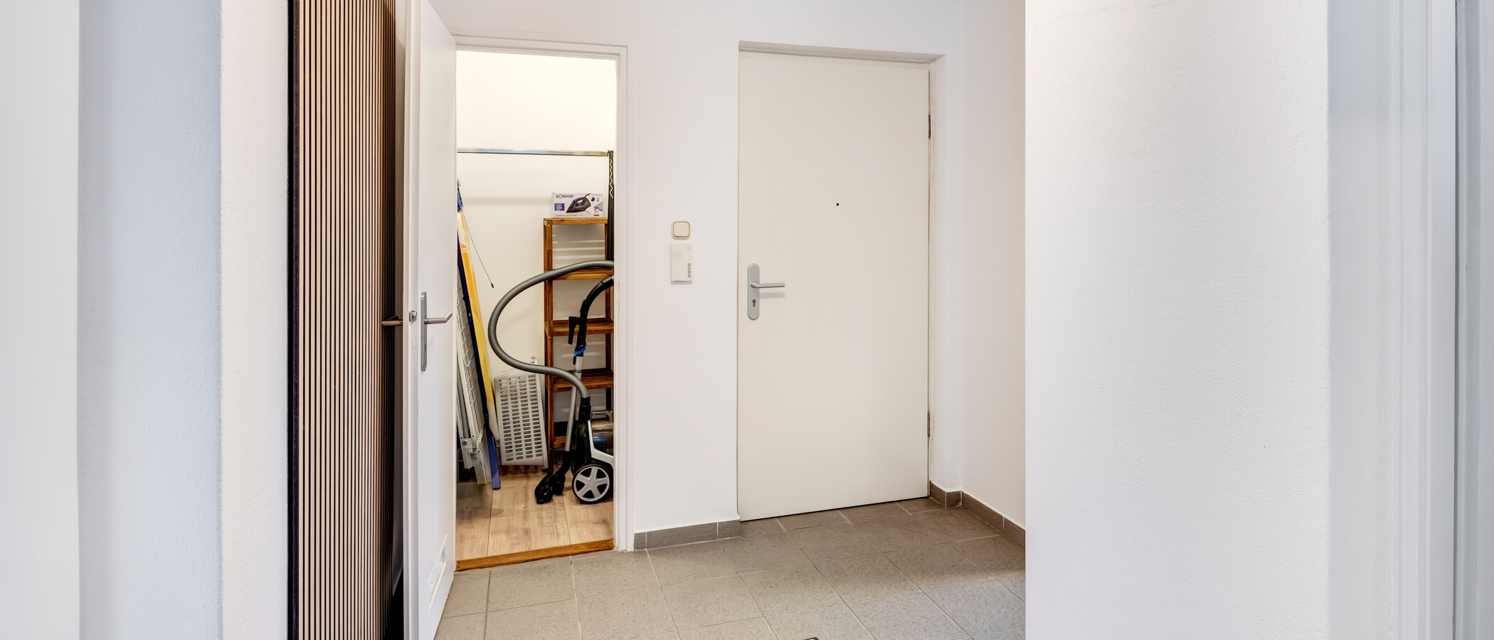квартира München Maxvorstadt - Rund um den Josephsplatz 03 коридор 1522