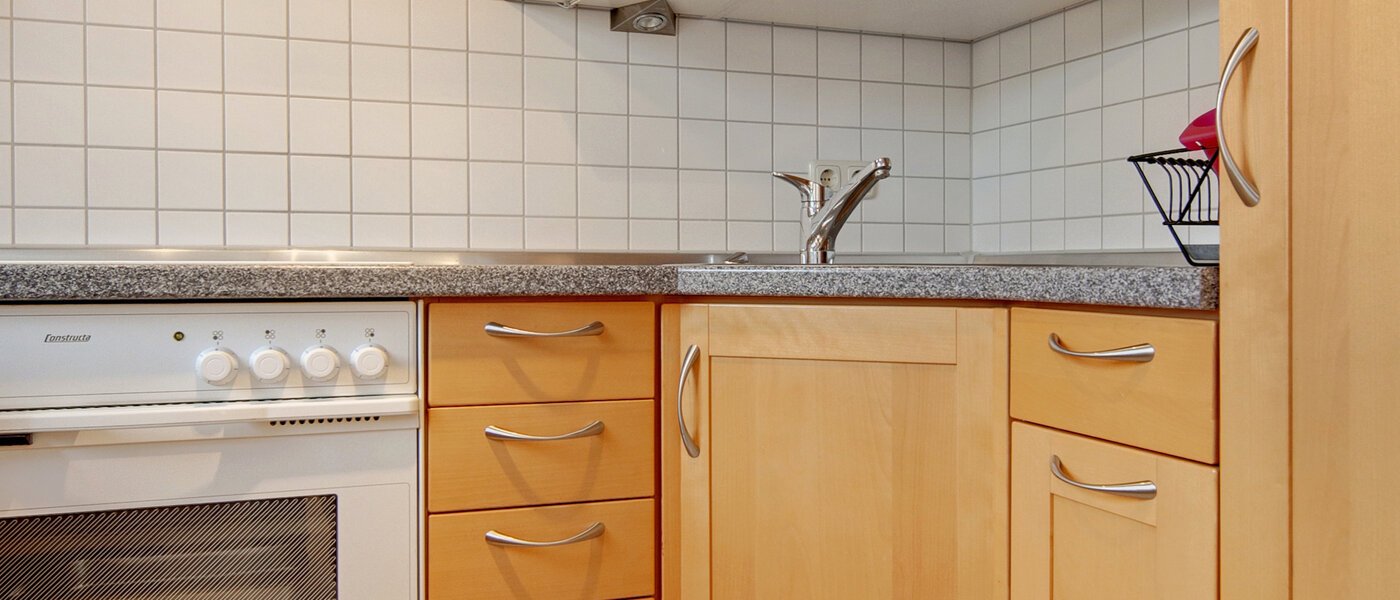 двухэтажная квартира München Waldtrudering 03 кухня 1557