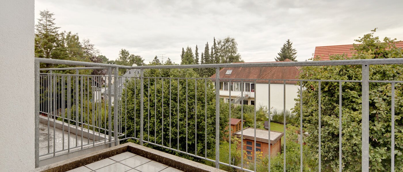двухэтажная квартира München Waldtrudering 02 балкон 1557