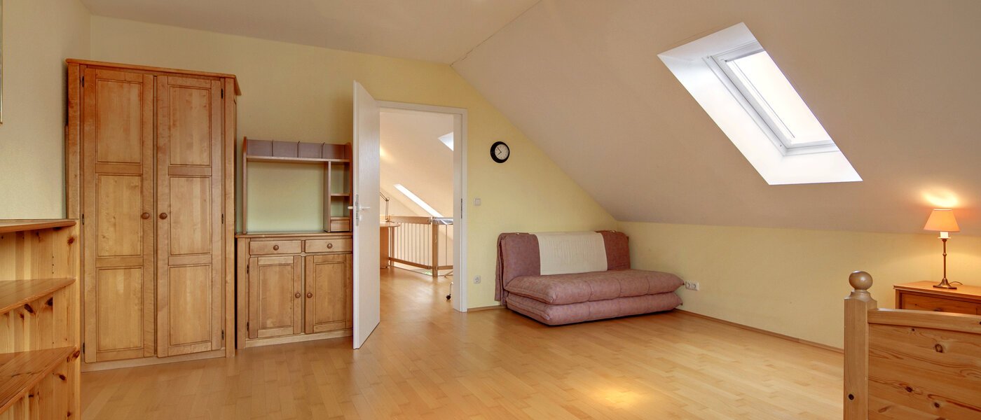 двухэтажная квартира München Waldtrudering 01 гостевая комната 1557