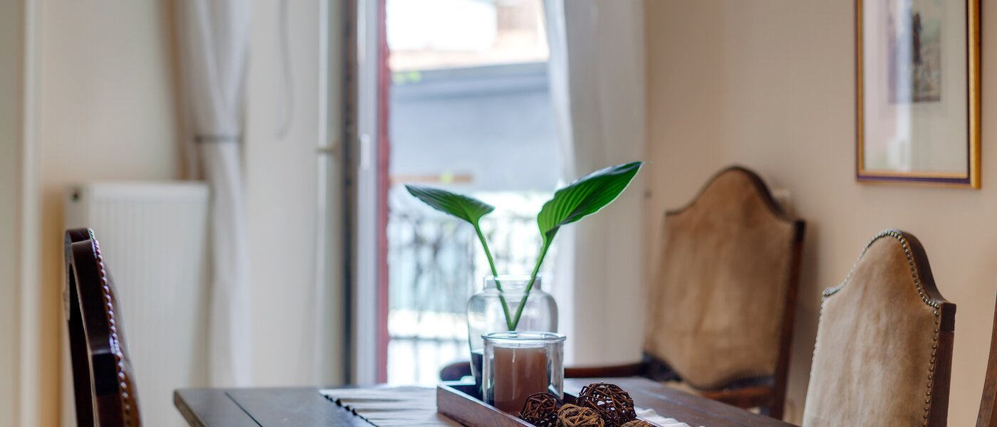 квартира München Gärtnerplatzviertel 01 столовая 1590