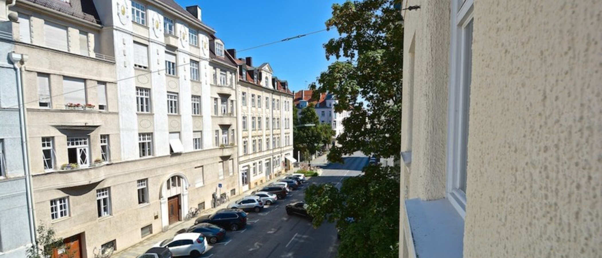 квартира München Schwabing (links der Leopoldstraße) 02 вид из окна 1624
