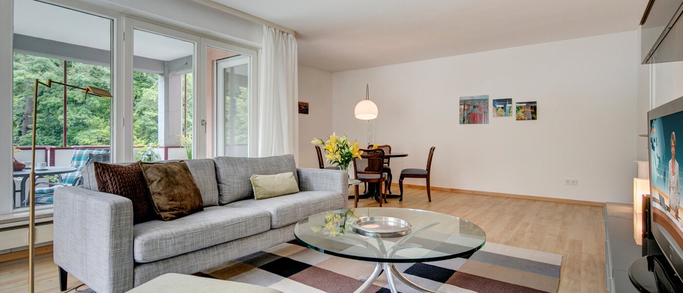 квартира München Altbogenhausen 03 гостиная 1627