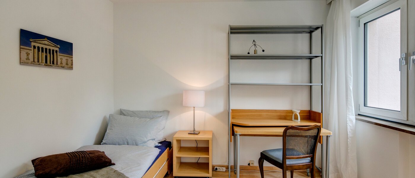 квартира München Altbogenhausen 01 2-я спальная комната 1627