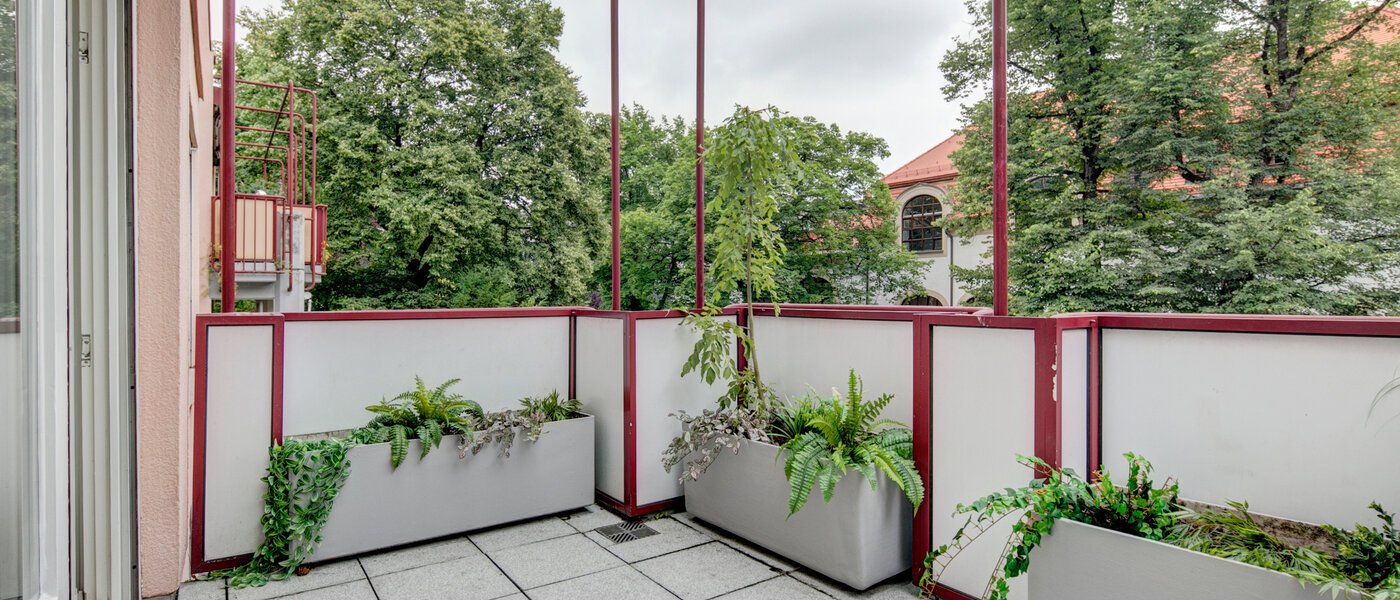 квартира München Altbogenhausen 01 2-ой балкон 1627