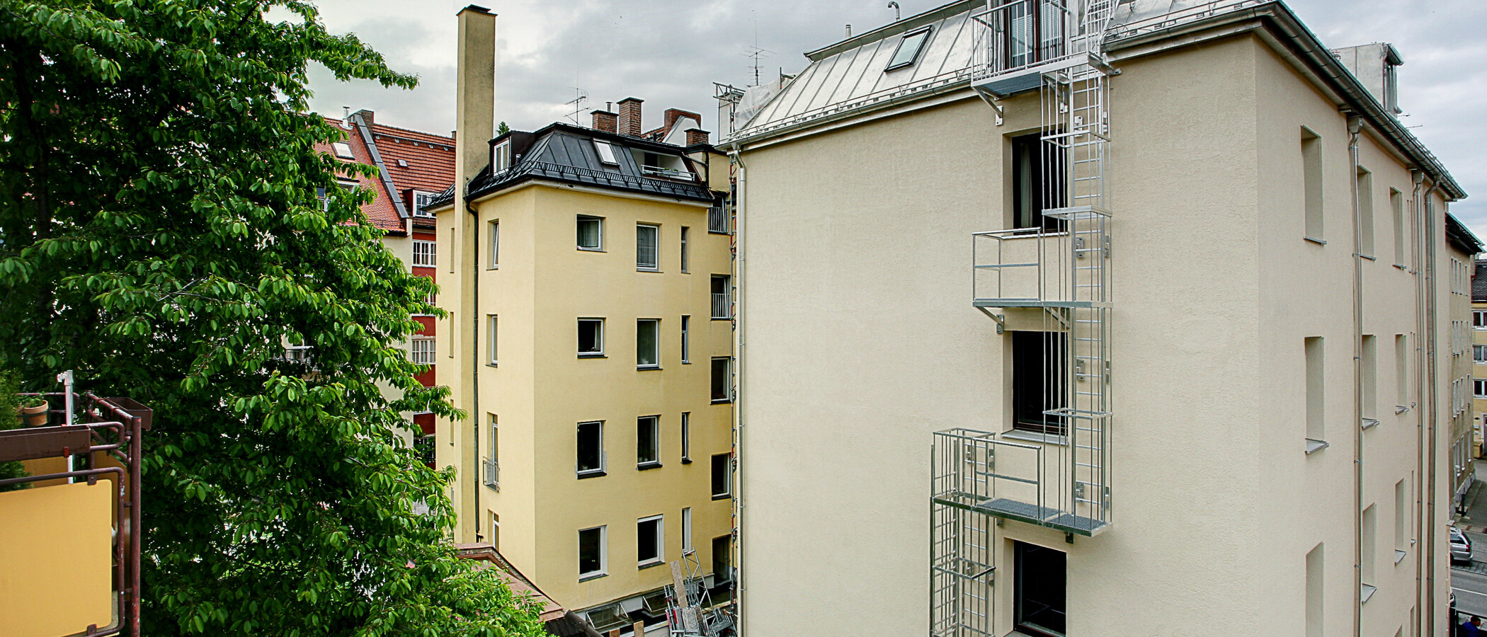 квартира München Schwabing-West (rund um den Hohenzollernplatz) 01 вид из окна 1628