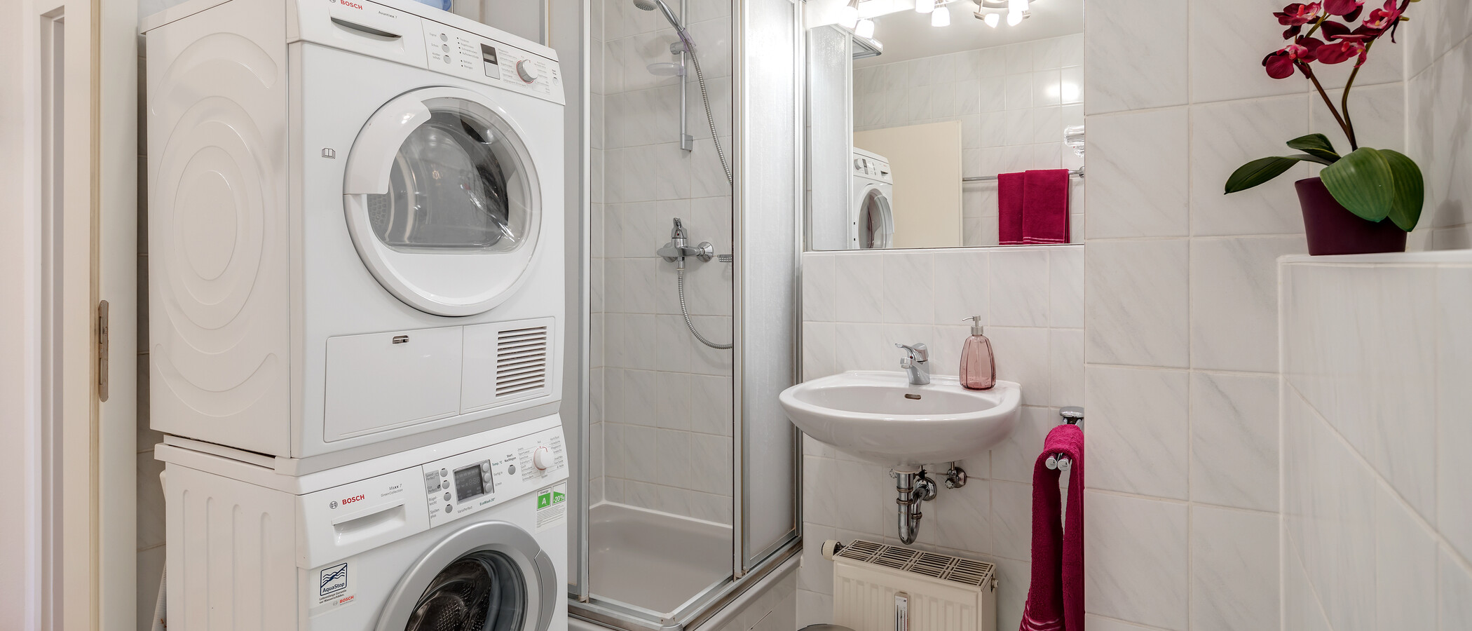 квартира München Maxvorstadt - Westen 01 ванная комната 1681