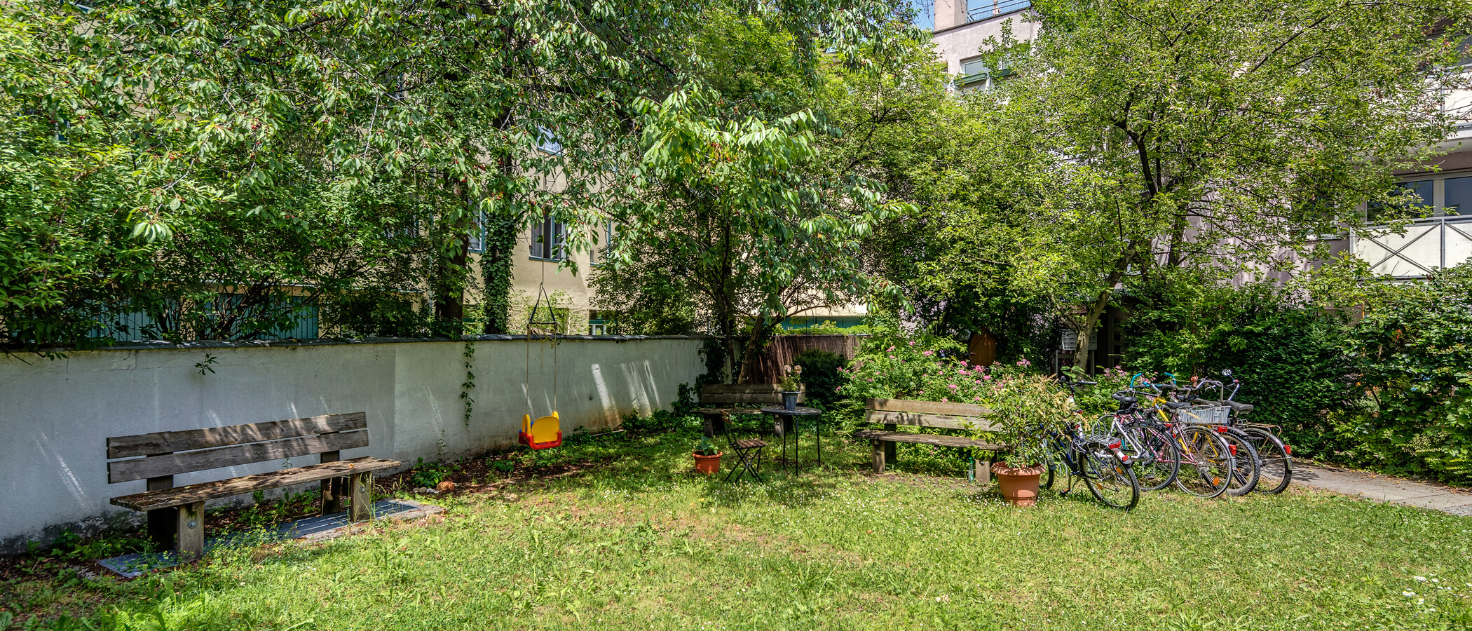 квартира München Maxvorstadt - Westen 01 внутренний двор  1681