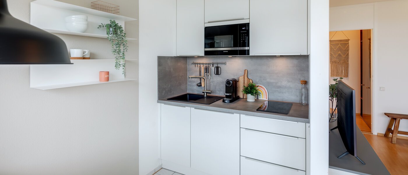 квартира München Schwabing-Nord (zw. Leopoldstraße & Englischen Garten) 01 кухня 1739