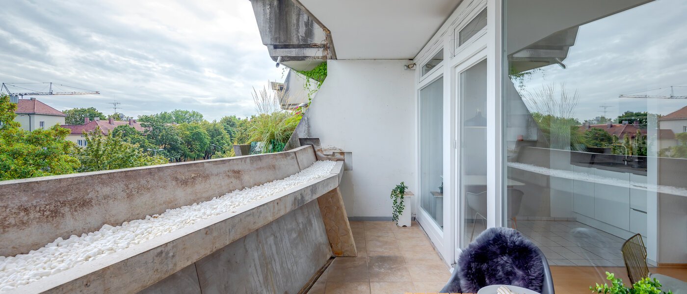 квартира München Schwabing-Nord (zw. Leopoldstraße & Englischen Garten) 04 балкон 1739