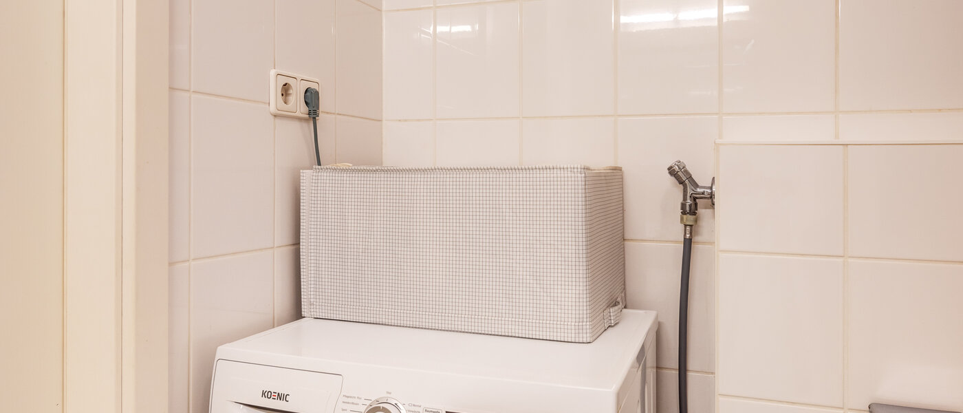 квартира München Schwabing (rechts der Leopoldstraße) 03 ванная комната 1782