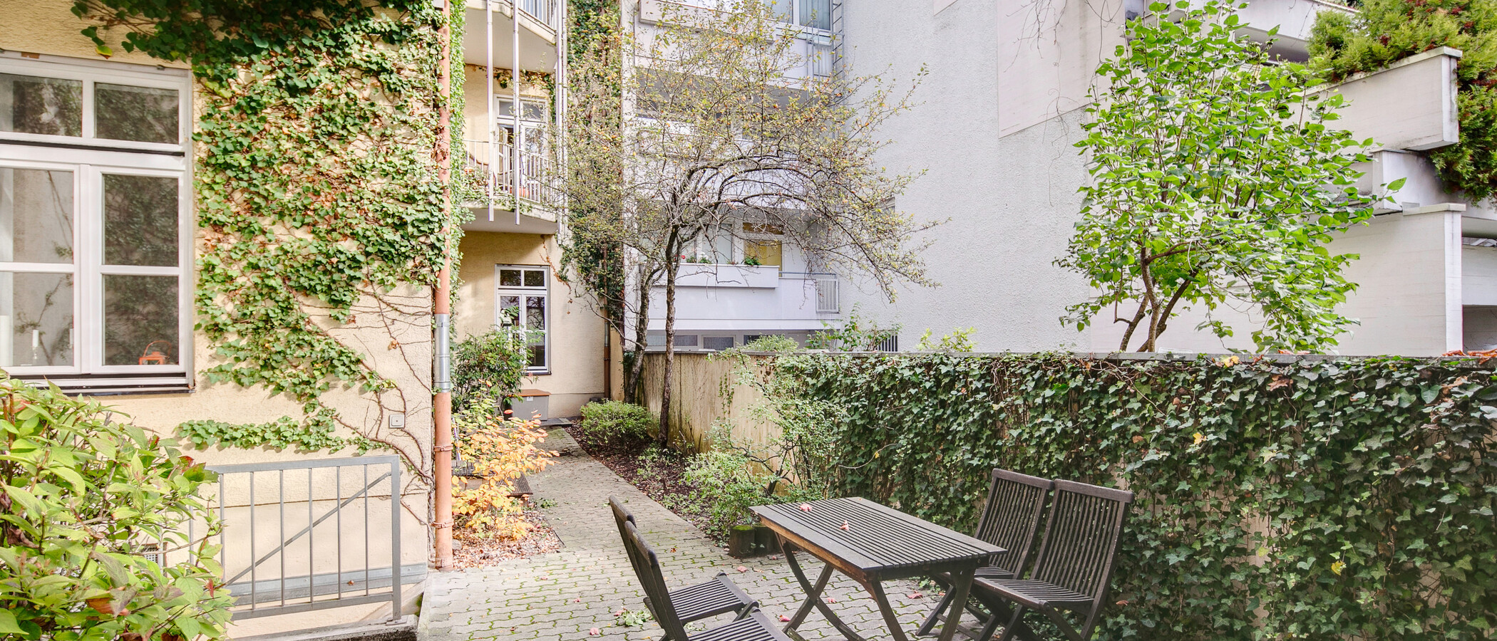 квартира München Schwabing (links der Leopoldstraße) 01 внутренний двор  1797