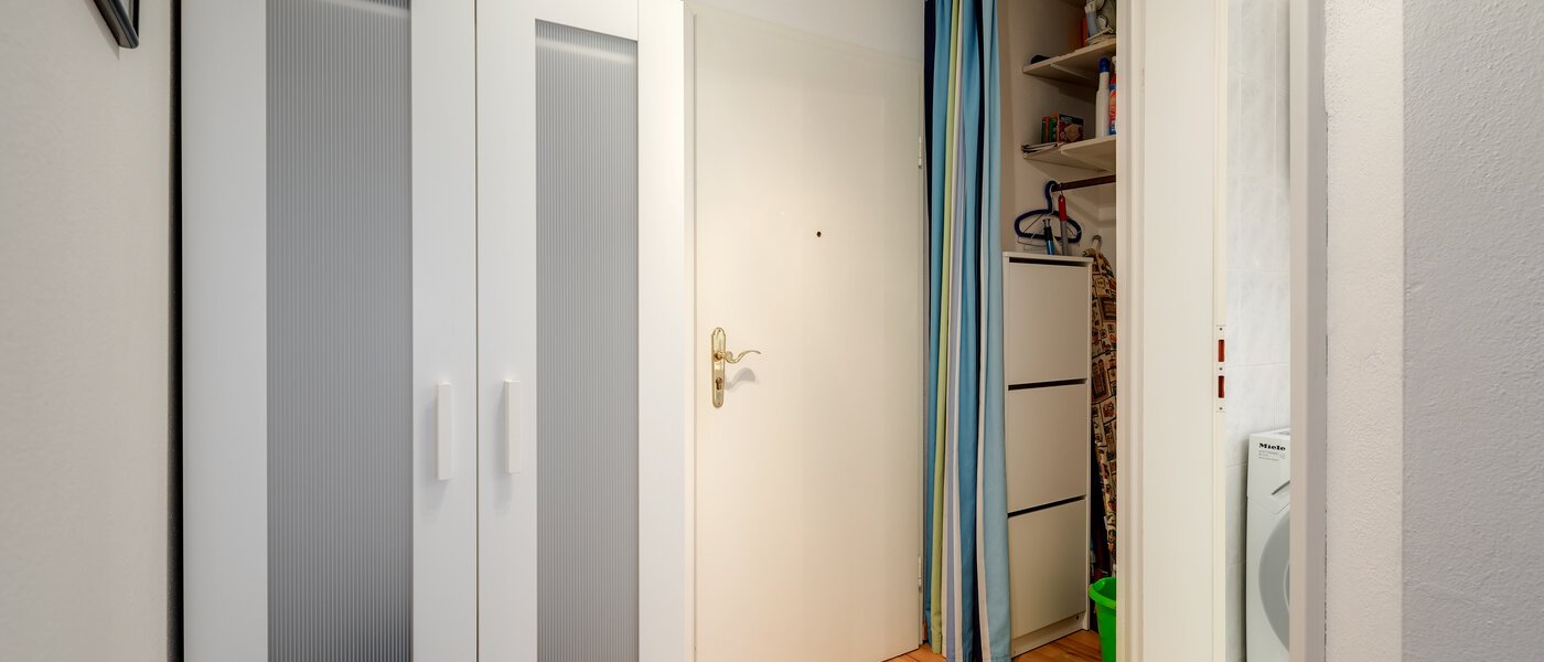 квартира München Berg am Laim 02 коридор 1827