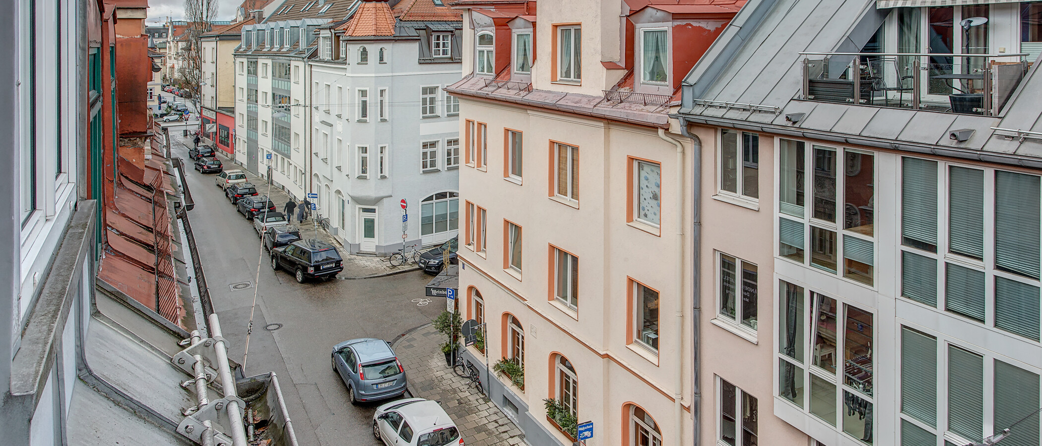 двухэтажная квартира München Schwabing (rechts der Leopoldstraße) 02 вид из окна 2018