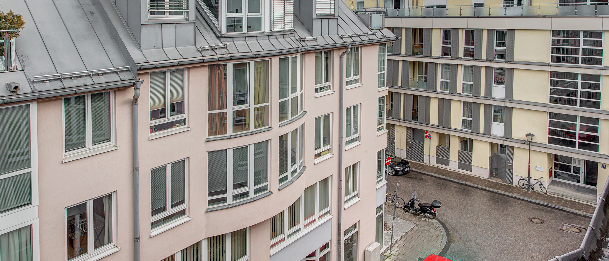 двухэтажная квартира München Schwabing (rechts der Leopoldstraße) 03 вид из окна 2018