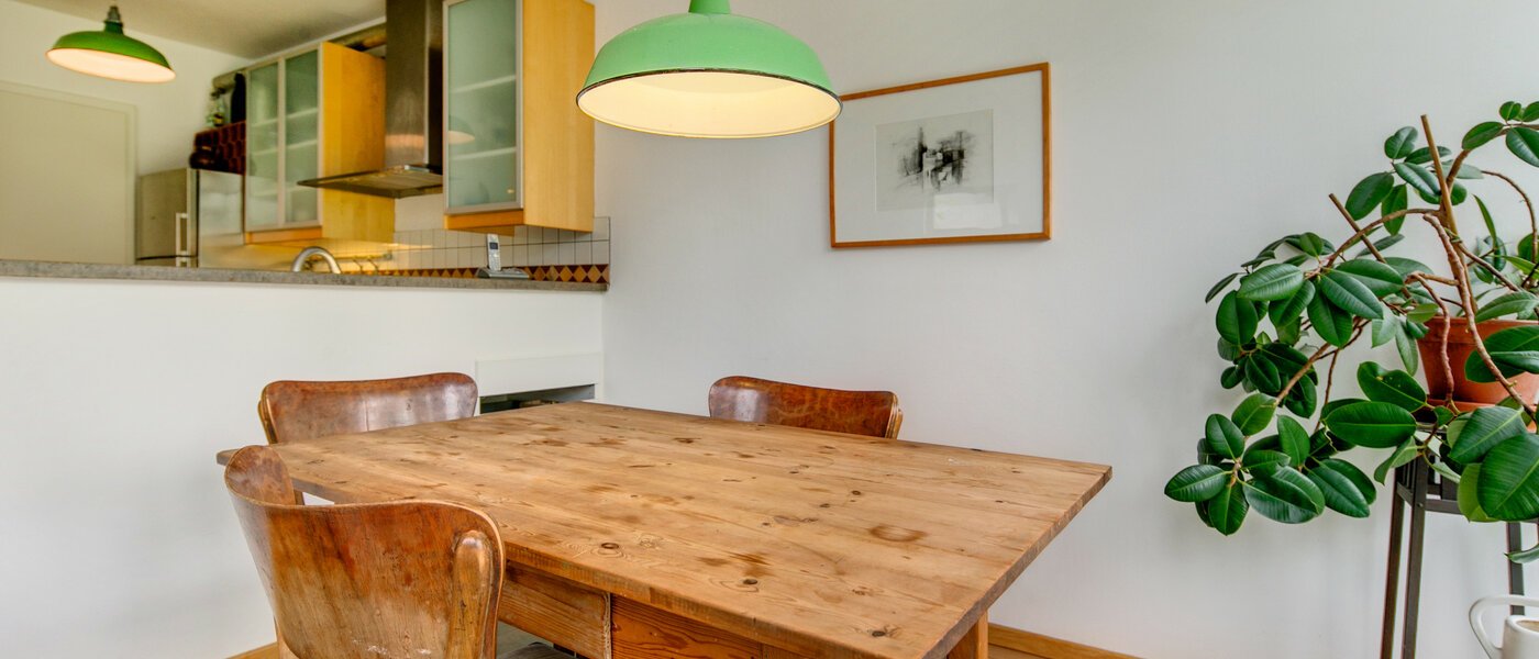 квартира München Großhadern 03 столовая 2051