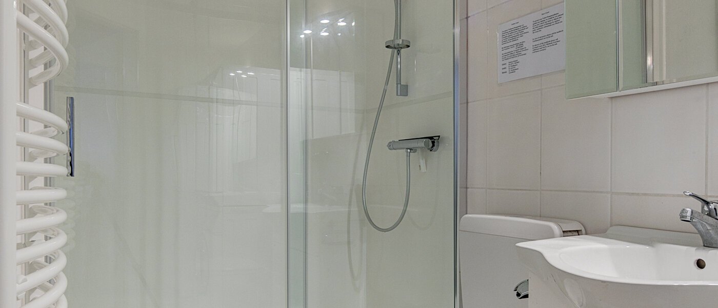 подвальная квартира Pullach im Isartal 02 ванная комната 2191