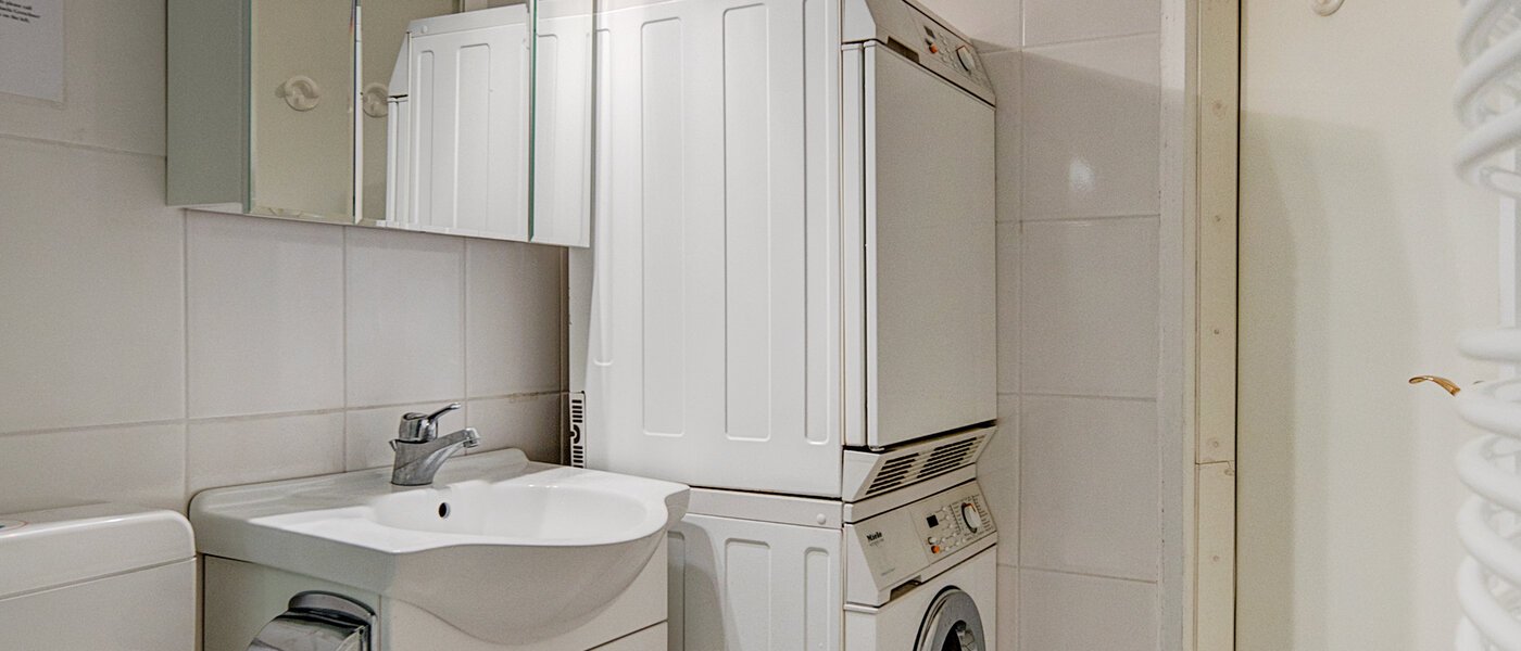 подвальная квартира Pullach im Isartal 04 ванная комната 2191