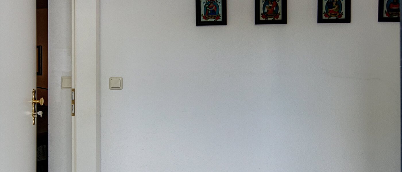 подвальная квартира Pullach im Isartal 02 коридор 2191