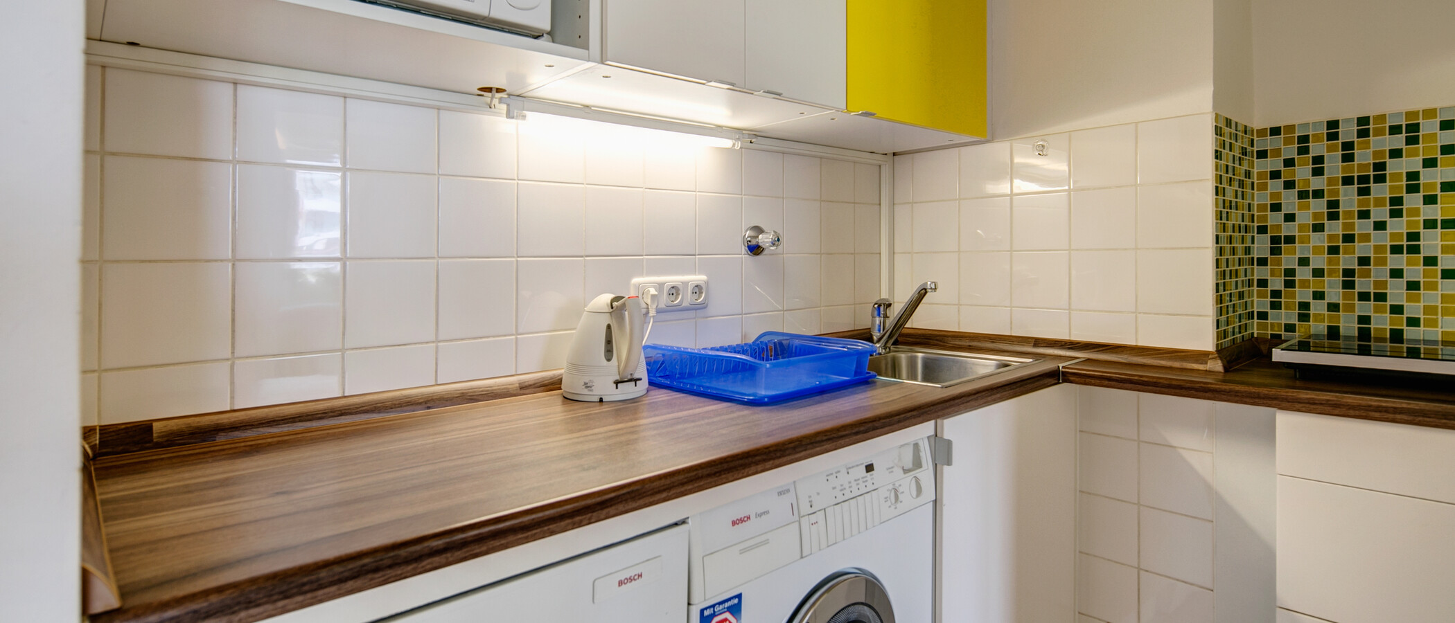 квартира München Schwabing (links der Leopoldstraße) 02 кухня 2236