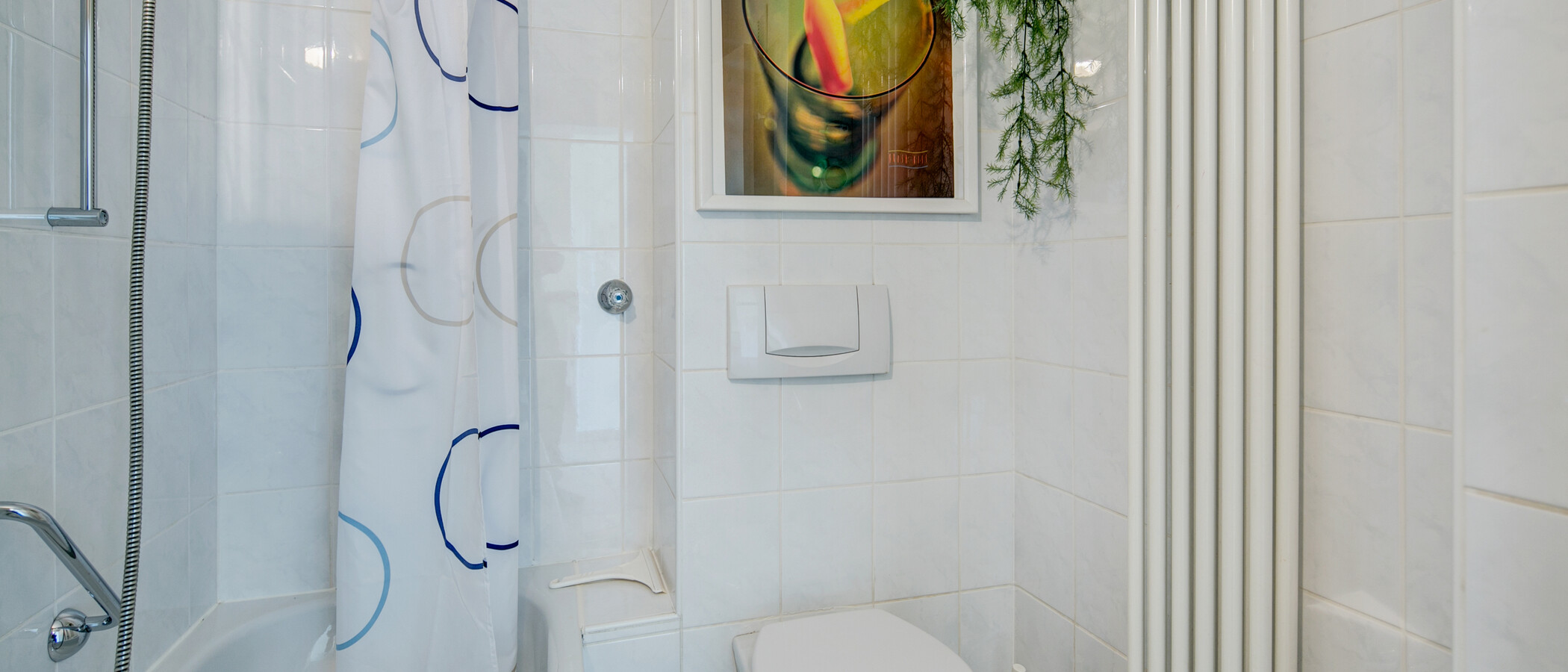квартира München Schwabing (links der Leopoldstraße) 02 ванная комната 2236