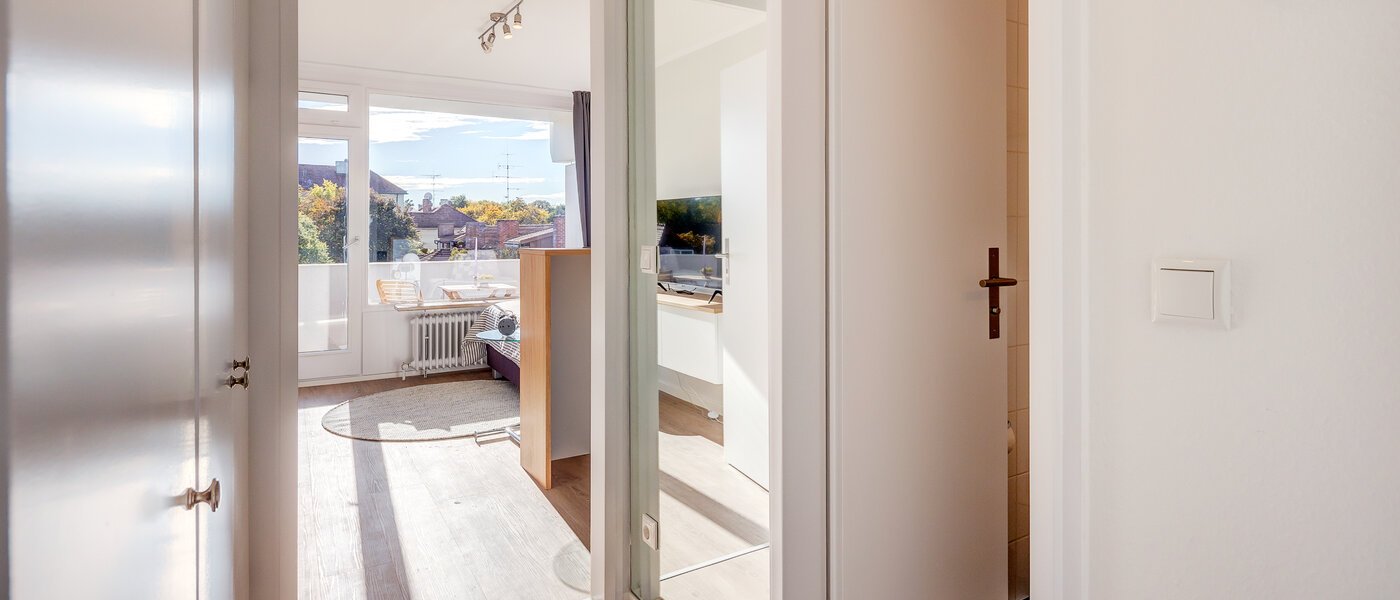 квартира München Schwabing-Nord (zw. Leopoldstraße & Englischen Garten) 02 коридор 2242