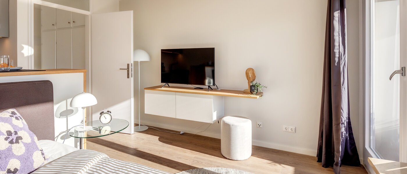 квартира München Schwabing-Nord (zw. Leopoldstraße & Englischen Garten) 03 жилое пространство 2242