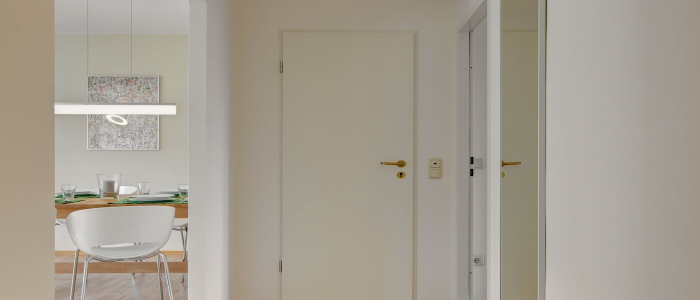 квартира München Maxvorstadt - Museumsviertel 02 коридор 2248