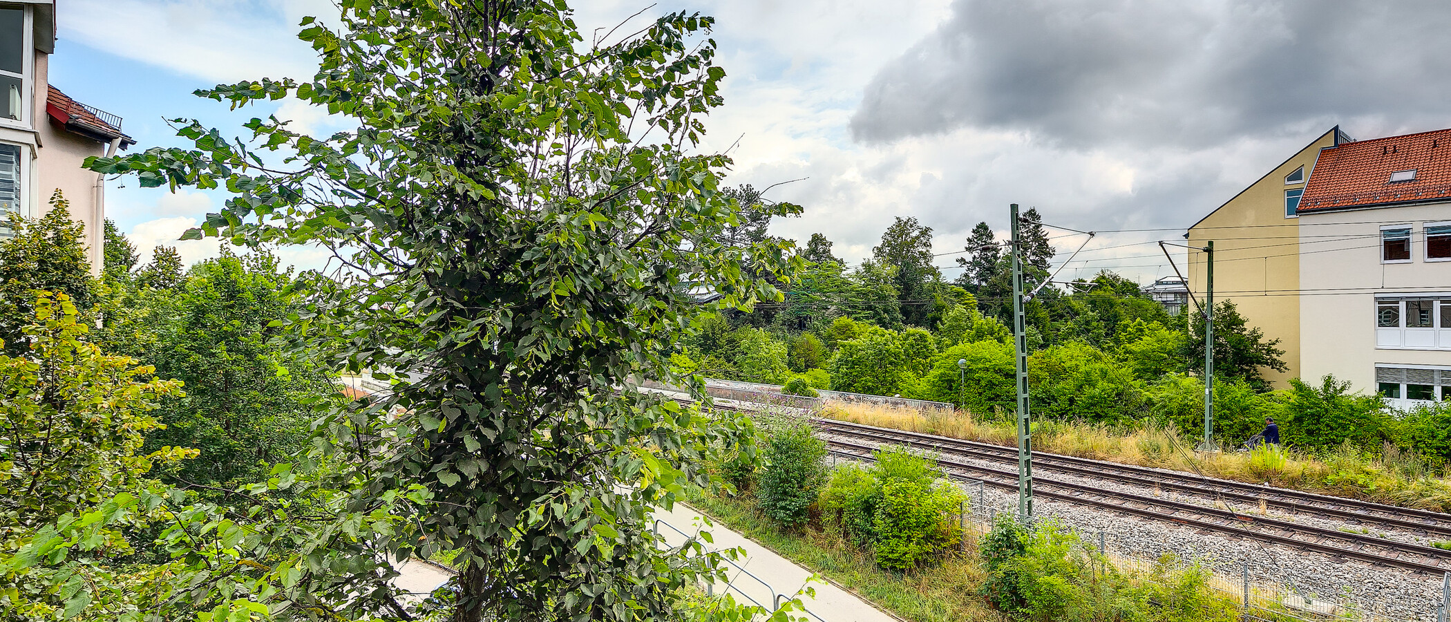 квартира Unterhaching 01 вид из окна 2327