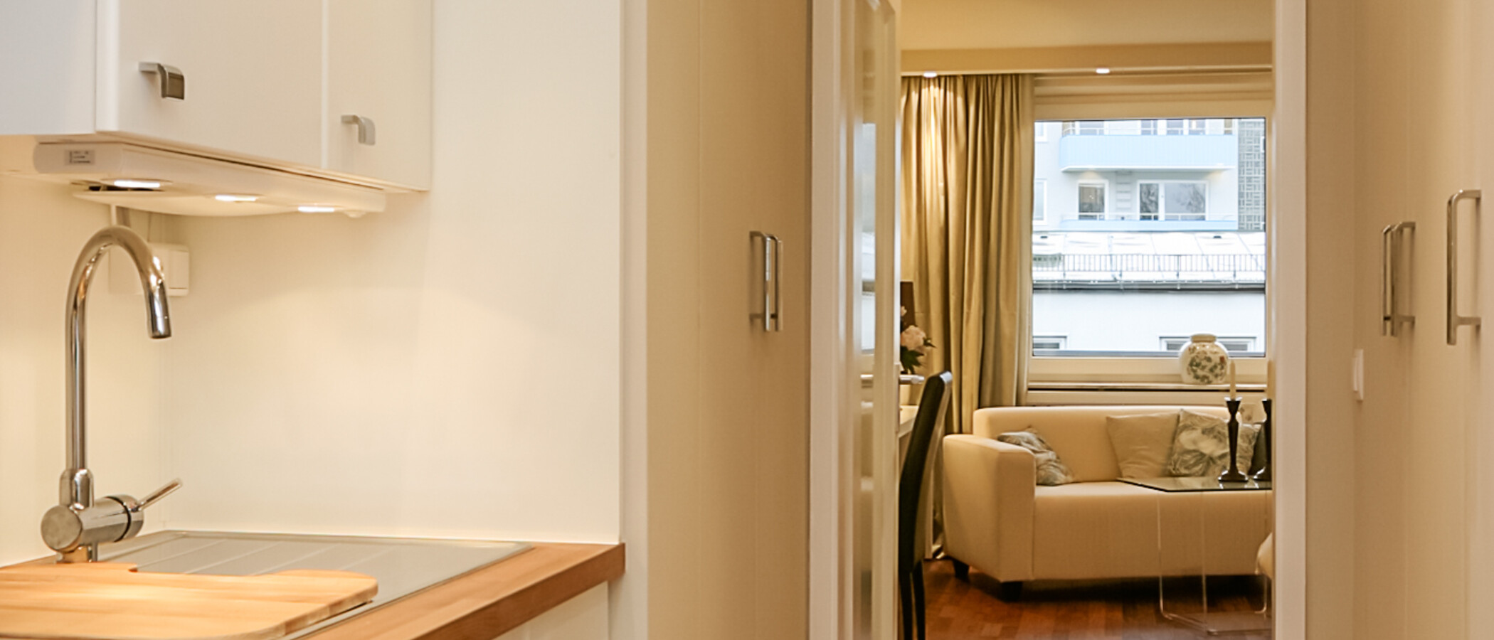квартира München Schwabing (links der Leopoldstraße) 03 кухня 2333