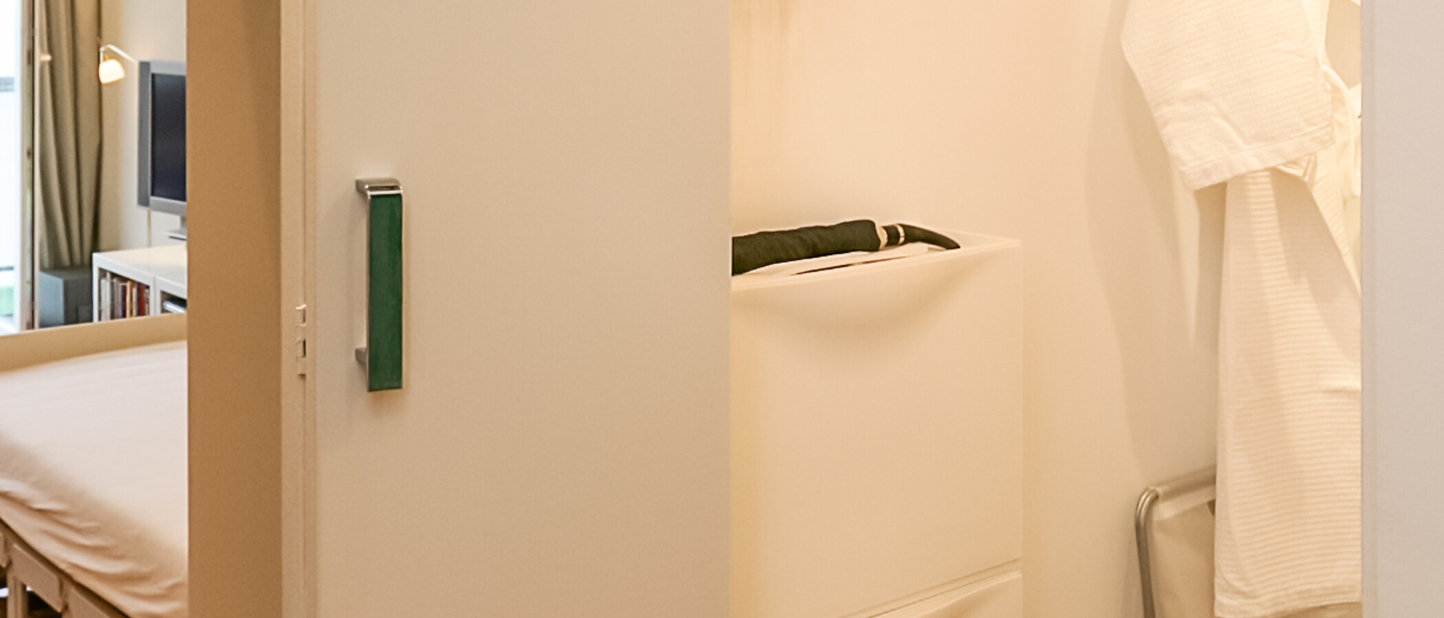 квартира München Schwabing (links der Leopoldstraße) 03 коридор 2333
