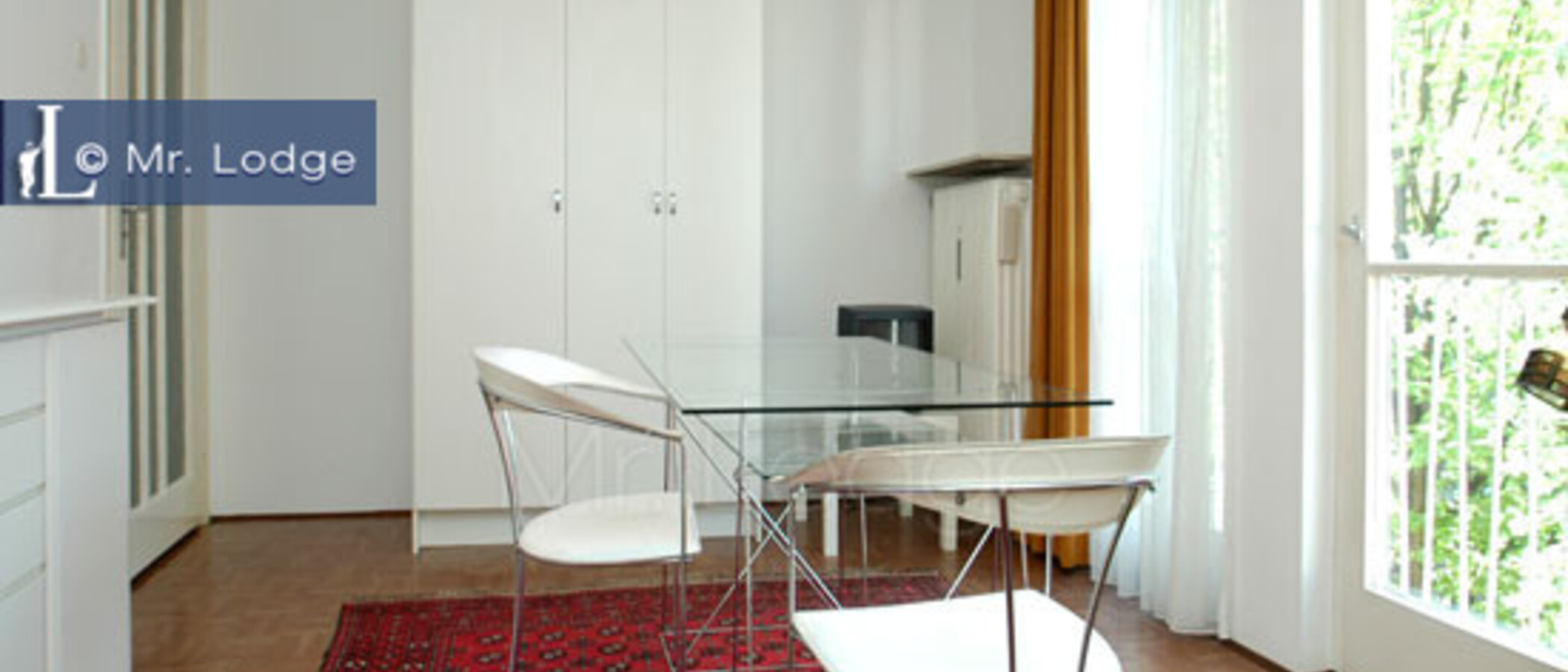 квартира München Maxvorstadt - Rund um den Josephsplatz 01 гостиная 2347